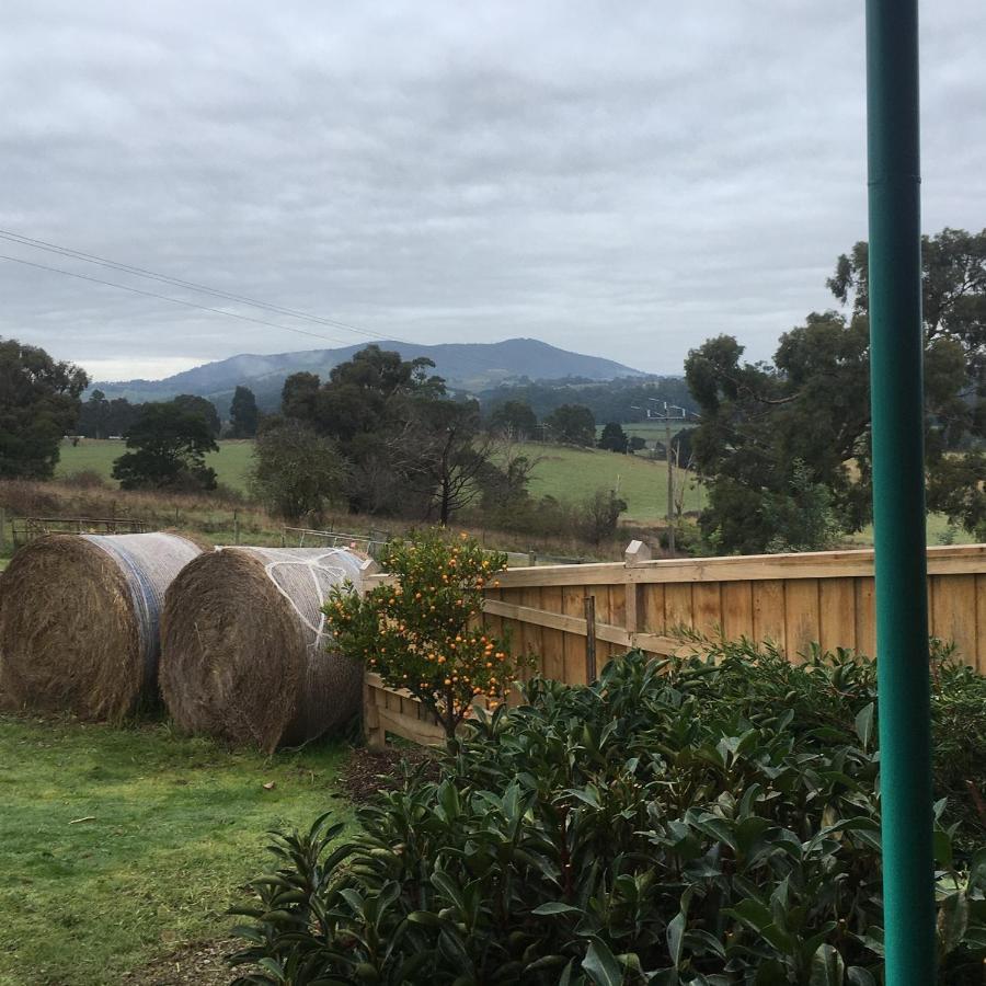 Sunset - Yarra Valley Country house